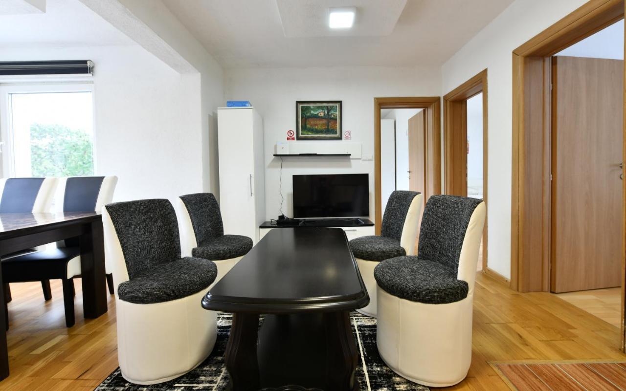 Apartamento Lora Rakovica Exterior foto