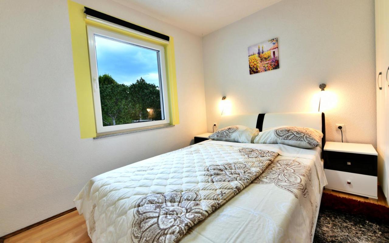 Apartamento Lora Rakovica Exterior foto