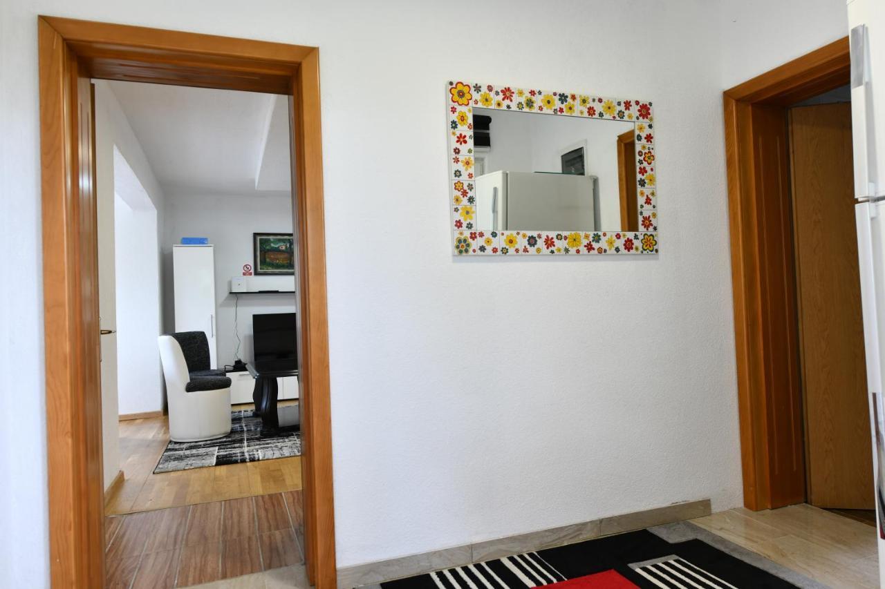 Apartamento Lora Rakovica Exterior foto